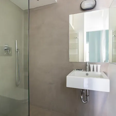 Stellar Design 2br Loft Next To Navigli & Duomo 아파트 *